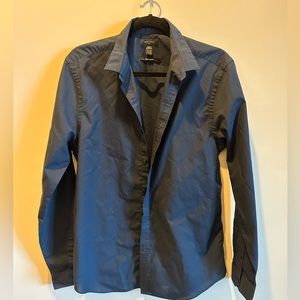 Men’s Navy poplin button down shirt from New Look